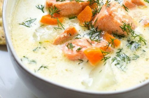 вершковий суп з лососем